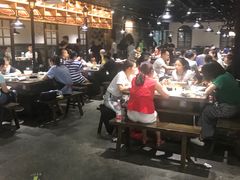 -红九格老火锅(三峡广场店)
