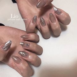 -摩睫+皮肤管理·科学美容中心