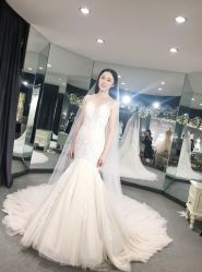 -艾米丽婚纱礼服