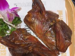 -小董哥烤串·爆汁大油边(故宫店)