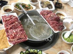 -三牛牛肉火锅