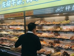 -李记称盘牛杂串串(广厦店)