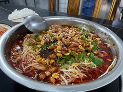 -周良天山牛杂城(天山路总店)