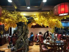 大堂-那家老院子东北菜·饺子·小鸡炖蘑菇(艳华街店)