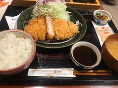 -梅龙镇广场