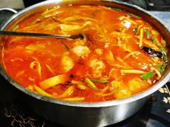 酸汤豆花牛腩-泉味道贵州厨房(三里河店)