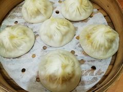 -百年龙袍蟹黄汤包(融创茂店)