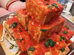 火山豆腐-白仁仔· 活烤海鲜 宵夜(豫园店)