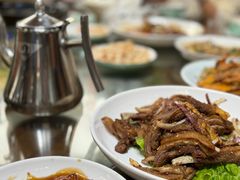 -芦茨金富饭庄·25年老字号·专做稻草鸡