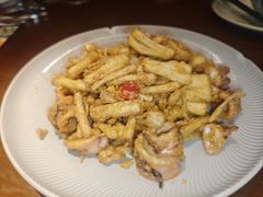 -泰堤坊(淡水体育馆店)