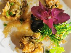 蒜蓉蒸鲍鱼-范饭椰林川湘味海鲜·椰子鸡(三亚湾椰梦长廊店)
