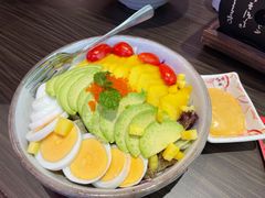 鲜切金芒牛油果沙律-仙隐小鹿中华料理(南宁万象城店)