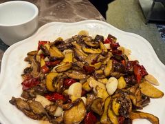 -野菌园·野生菌火锅首创第一家(关兴路总店)