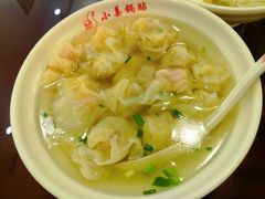 鲜肉小馄饨-小姜锅贴(凤凰街店)