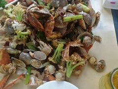 手抓海鲜-四海鲜渔家菜(黄金海岸店)