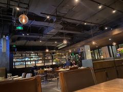 -Carbon莫卡哆·意大利复古集市餐厅(杭州大厦店)