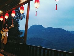 -天门沟九州驿站树上汤泉