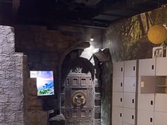 -暴风岛沉浸式体验馆(百联世纪店)