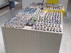 -J-Optical佳视明眼镜·蔡司视觉(青岛金茂览秀城店)