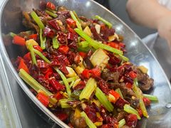 -独一佳老胡湘菜馆(矿山路店)