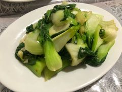 -YI PIN JU 一品居中餐厅 中国超市