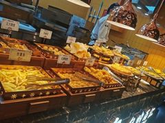 -黑金·寻焰自助百汇·烤肉·火锅(中街店)