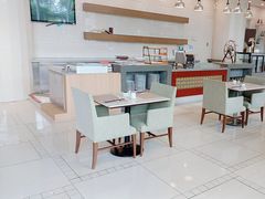 -上海浦东康桥绿地假日酒店