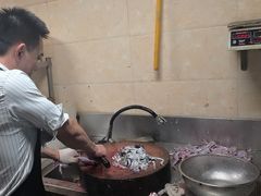 -简奥斯汀·赫本酒吧