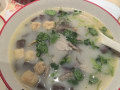 -小杨生煎(浦江欢乐颂店)