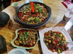 -自贡盐帮菜·玩辣餐厅(樱花园西街店)