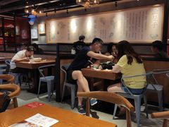 大堂-渝是乎酸菜鱼(龙旗购物中心店)