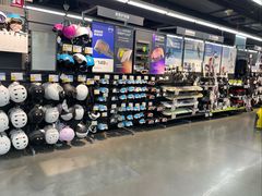 -迪卡侬(西三旗店)