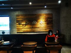 -星巴克(上海虹桥南丰城办公楼店)