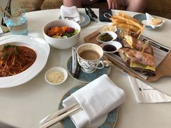 -深圳星河丽思卡尔顿酒店