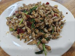 -超越海鲜屋(飞龙物业店)