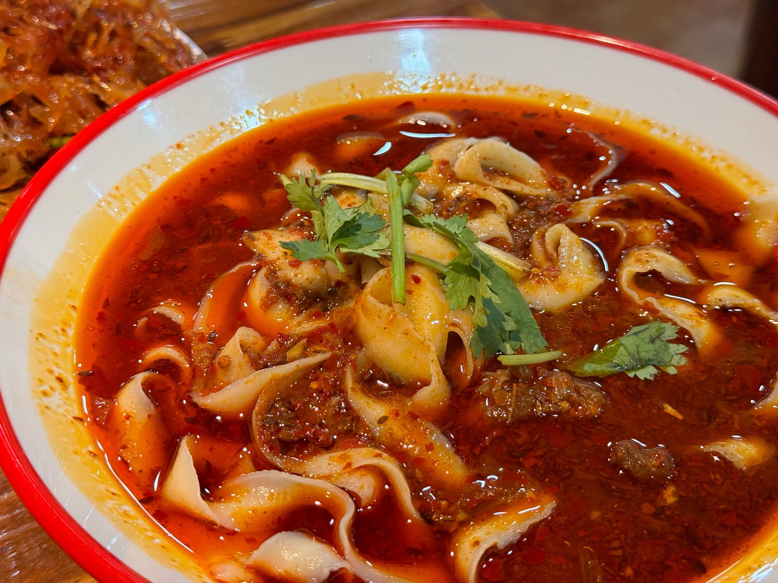 家附近有好吃的辣汤刀削面啦