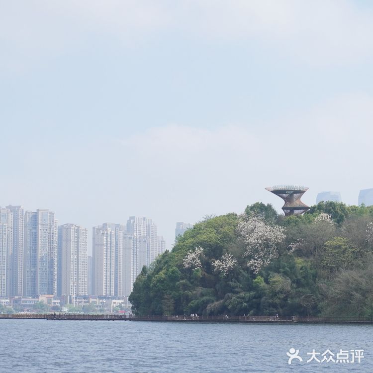 梅溪湖畔，中西盛宴——长沙市19号中西餐厅