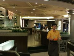 -必胜客(八一店)