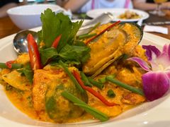 -Chom Cafe and Restaurant