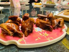 盐焗乳鸽-惠食佳·朱雀(东方商厦店)