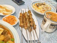 -汗腾格里·风味餐厅(新疆驻京办店)