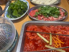 -洱火云南酸菜牛肉火锅(石景山当代商城店)