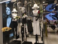 -美丽衣橱(春熙路店)