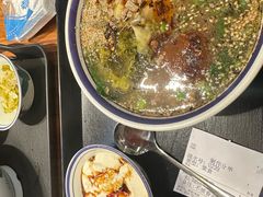 -云阿蛮云南生烫牛肉米线(奉贤路店)