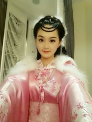 -盘子女人坊古装写真摄影(厦门总店)