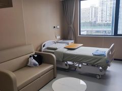 -上海大学附属上海和平眼科医院