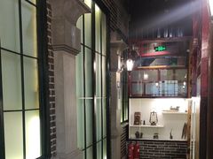 -东口码头·烧鸽子·鱼头泡饼·地方菜(金鹰悦城店)