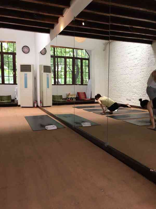 sculpt yoga-"机缘巧合选择了这项运动,基础班接触到的,.