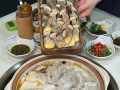 -土连锅·现熬养生汤锅(梁家巷店)