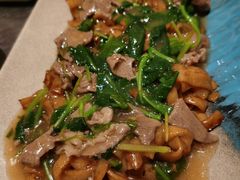 潮界湿炒牛河-潮界(虹桥新天地店)